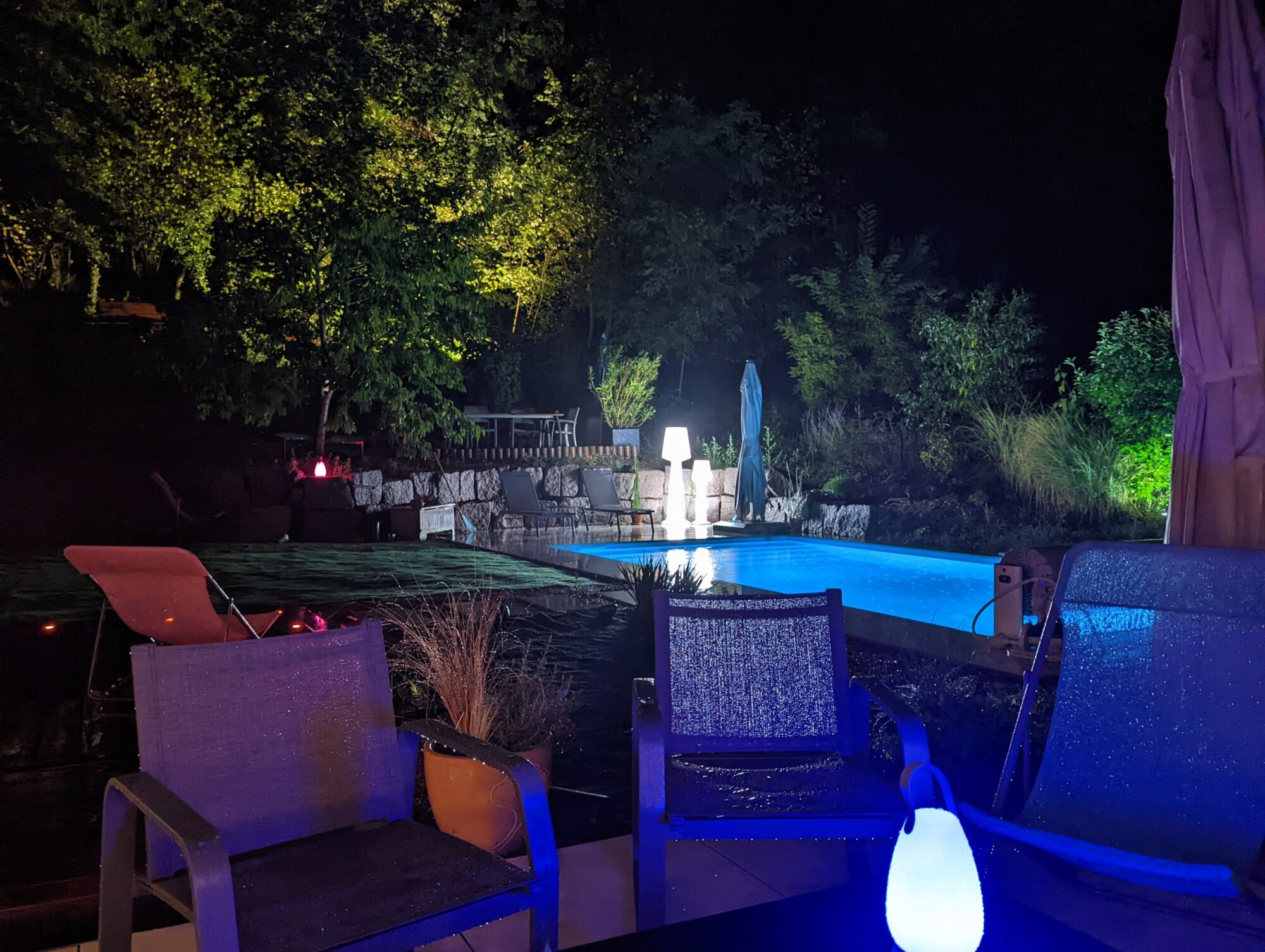Quel éclairage choisir pour mettre en valeur votre piscine en béton la nuit ? Illzach